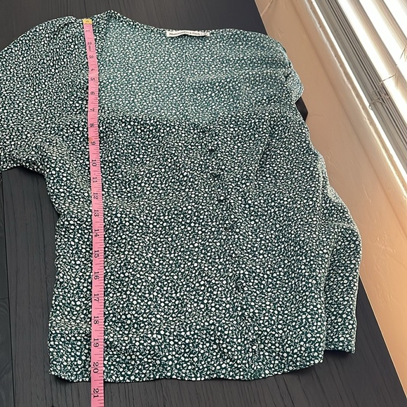 A&F | Green floral top - Picture 5 of 7
